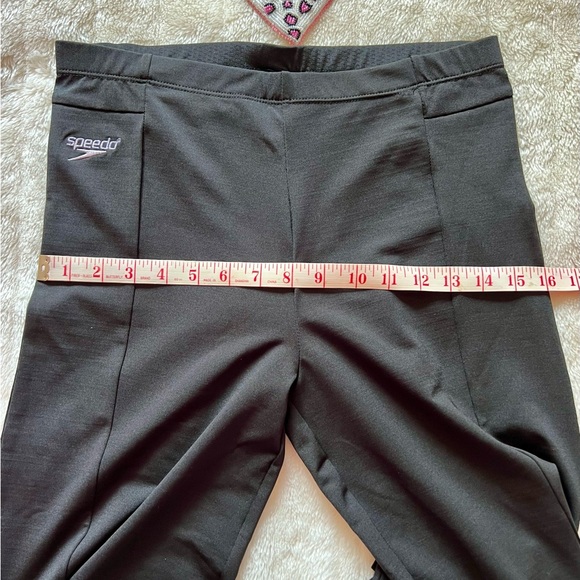 Speedo Olympic Canada flare leg black capris large - Picture 8 of 10